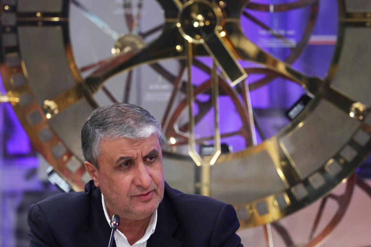 Tehran, Moscow sign $25 bn deal to build nuclear plants in Iran: state media